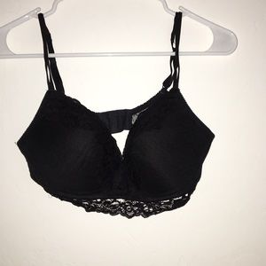 Black lace bra